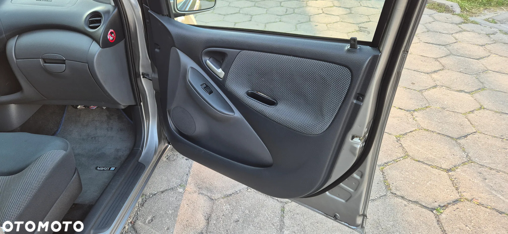 Toyota Yaris 1.4 D-4D Sol - 14