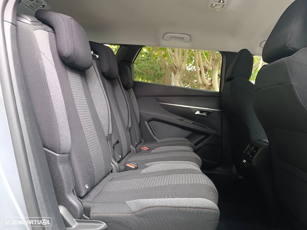 Peugeot 5008 PureTech 130 EAT8 Stop & Start Active Pack - 32