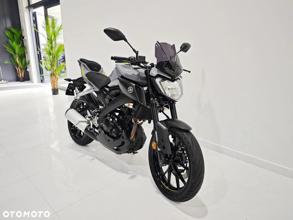 Yamaha MT - 2