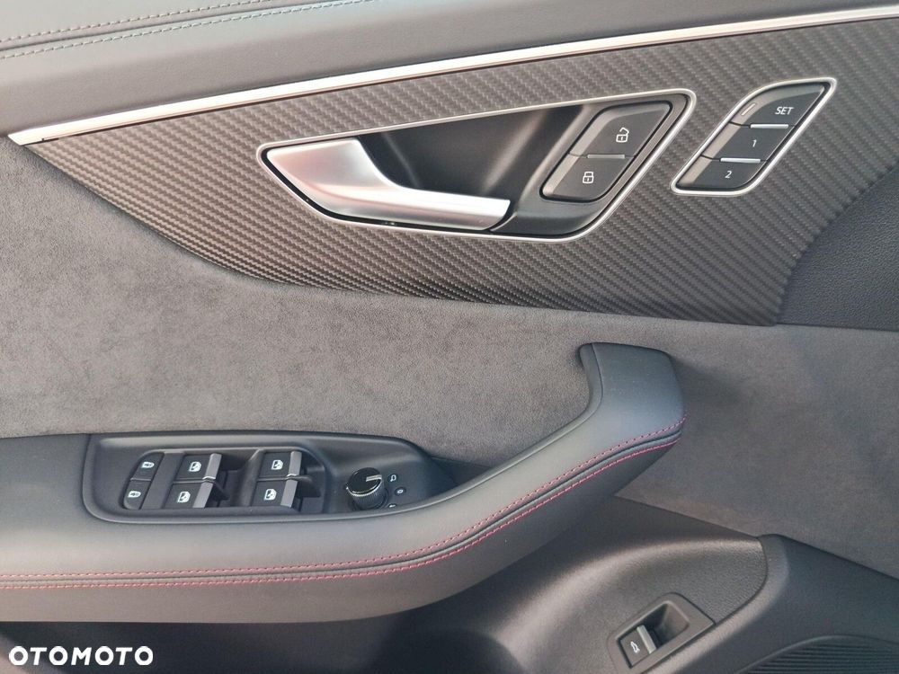 Audi SQ8 - 23