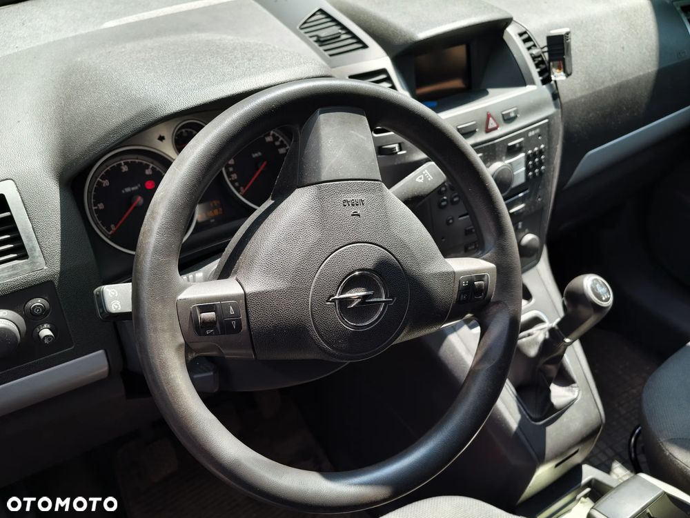 Opel Zafira 1.9 CDTI Cosmo - 3