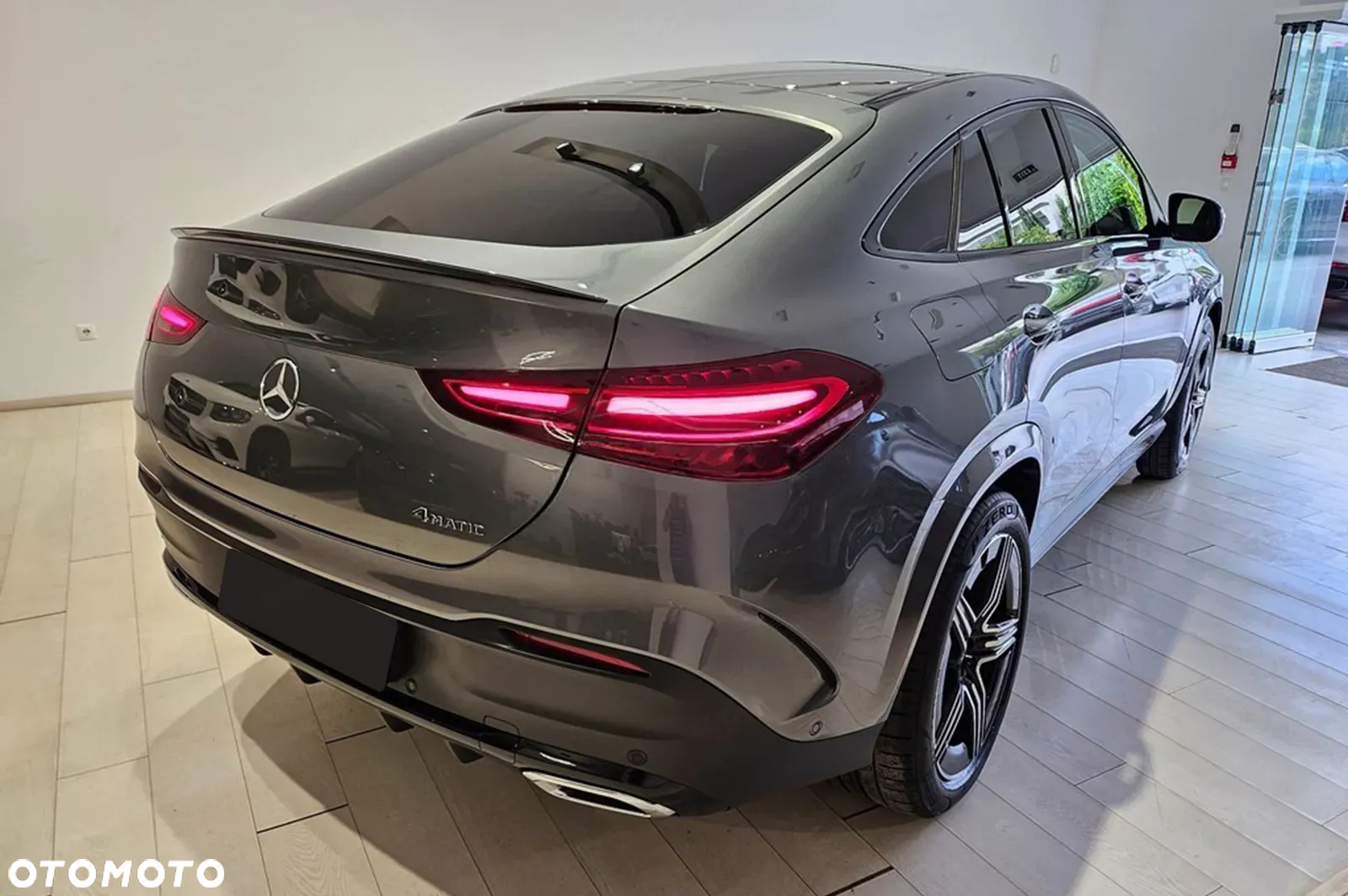 Mercedes-Benz GLE - 21