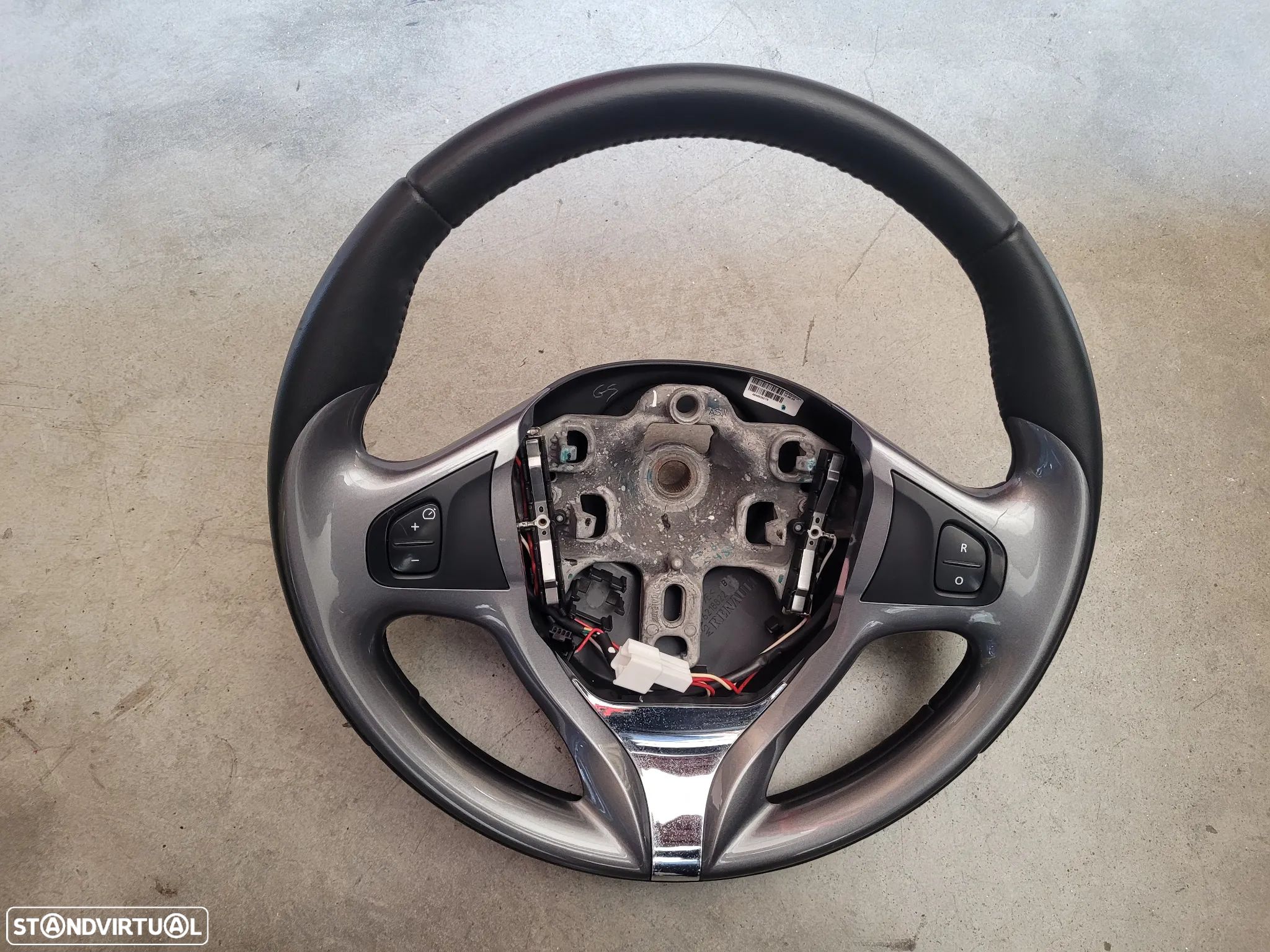 Volante Renault Clio IV - 1