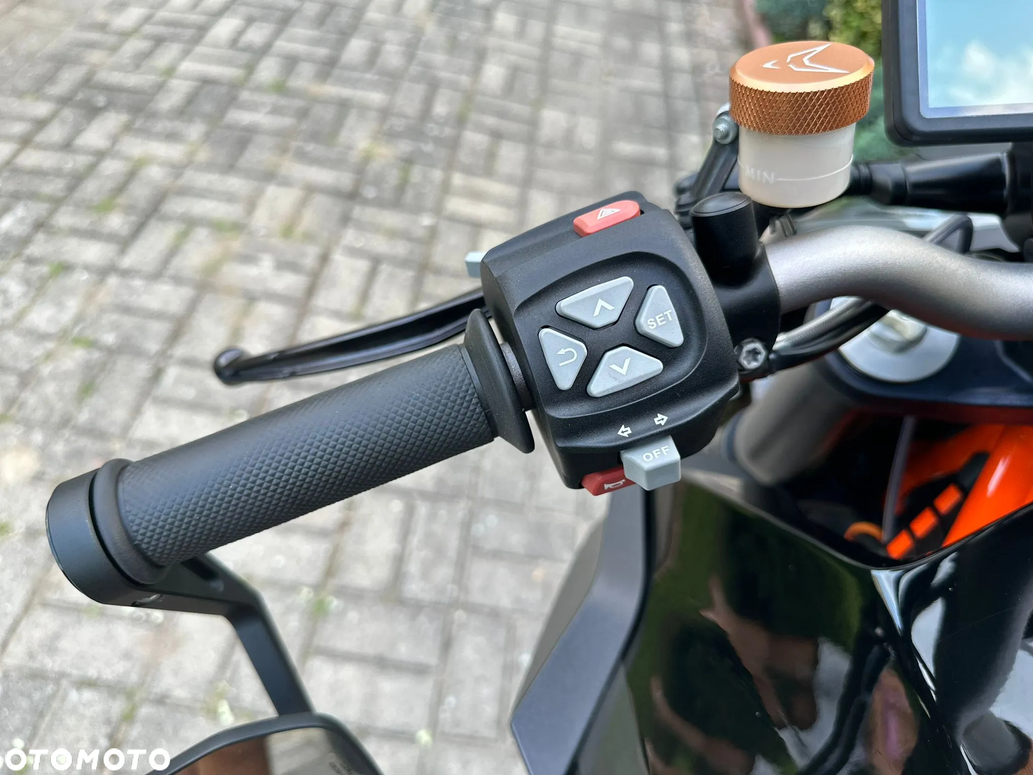 KTM Super Duke - 14