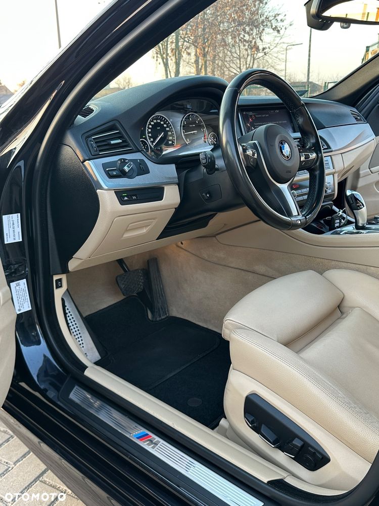 BMW Seria 5 520d xDrive - 9