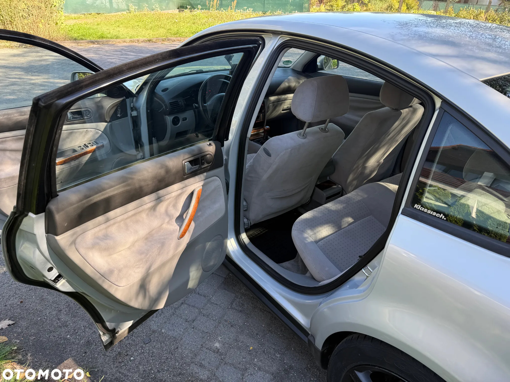 Volkswagen Passat 1.8T - 5