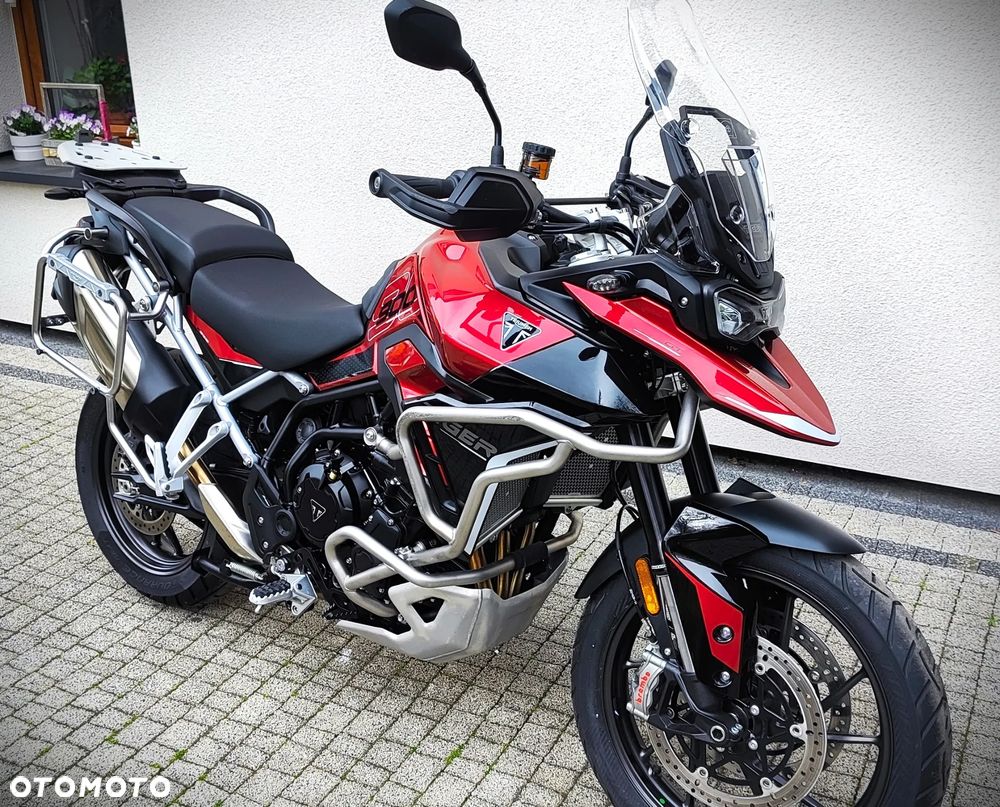 Triumph Tiger - 1