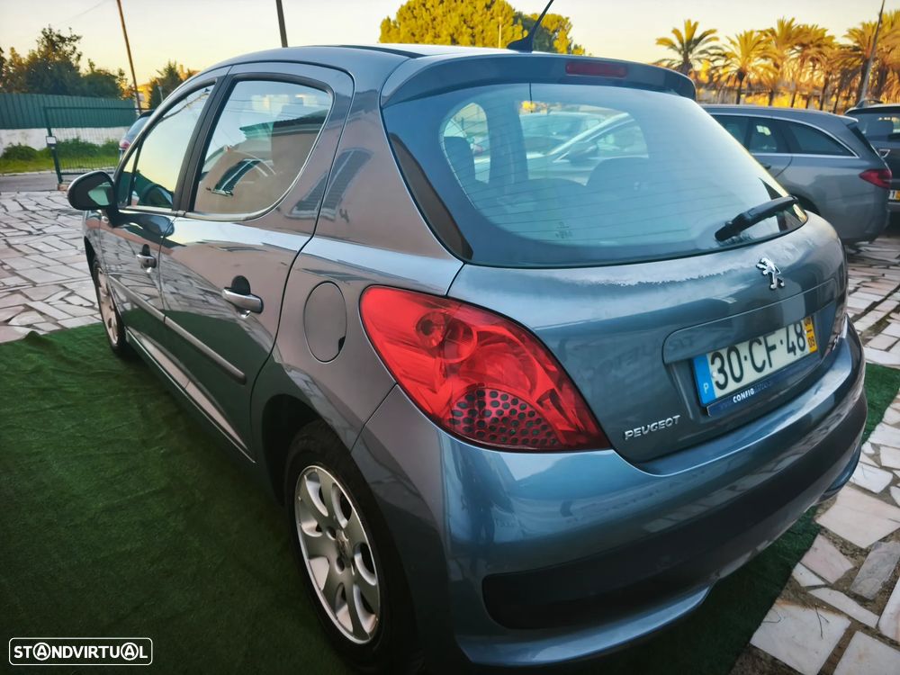 Peugeot 207 1.4 HDi Premium - 3