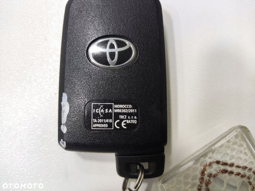 kluczyk pilot obudowa toyota auris ii e18 mr6302 2012-2018 - 4