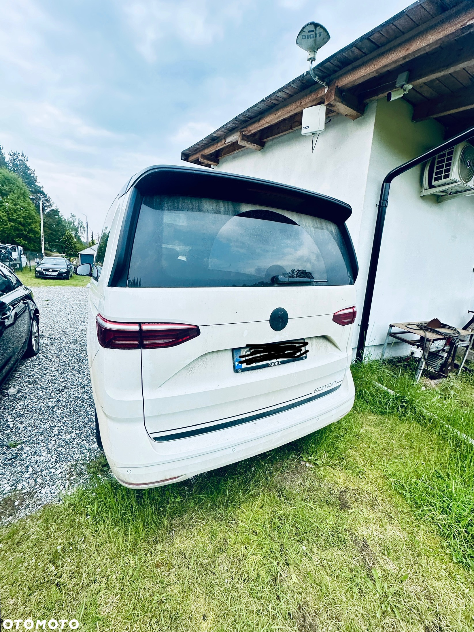 Volkswagen Multivan 2.0 TDI L2 Edition DSG - 2