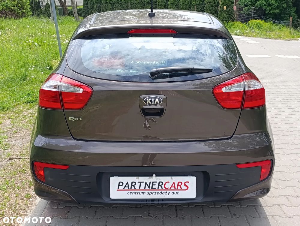 Kia Rio 1.2 M (klm) - 9