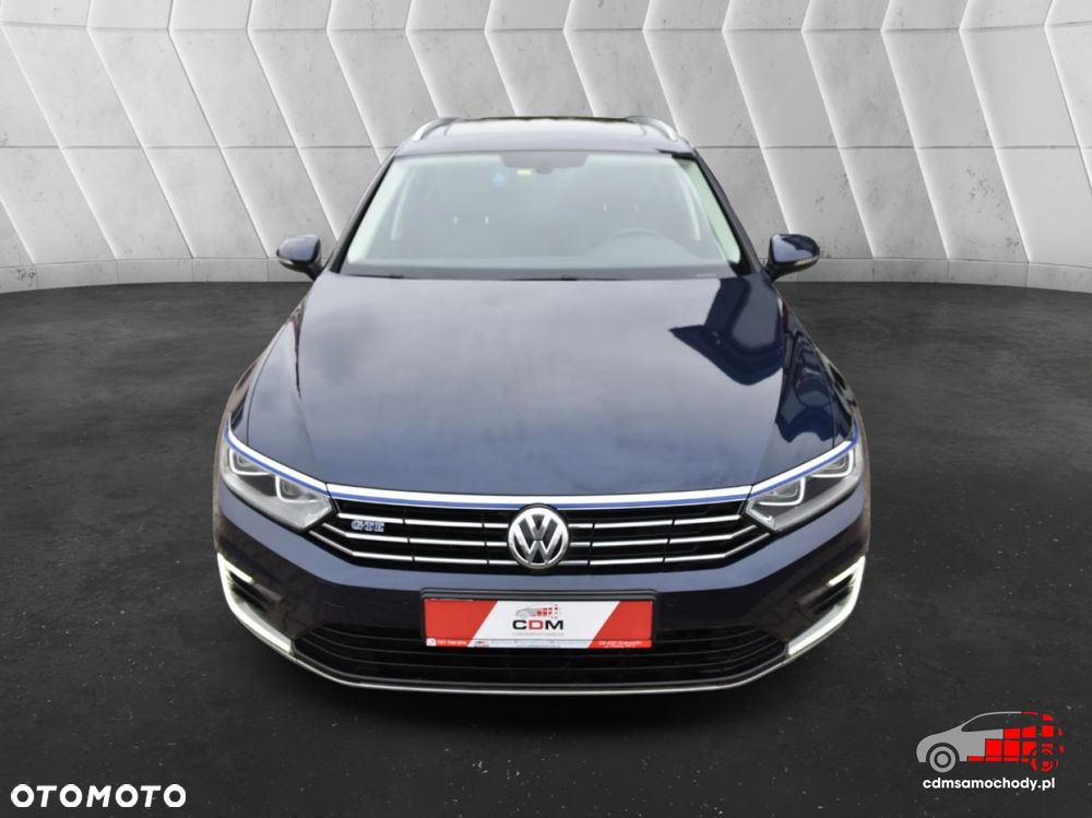 Volkswagen Passat - 5