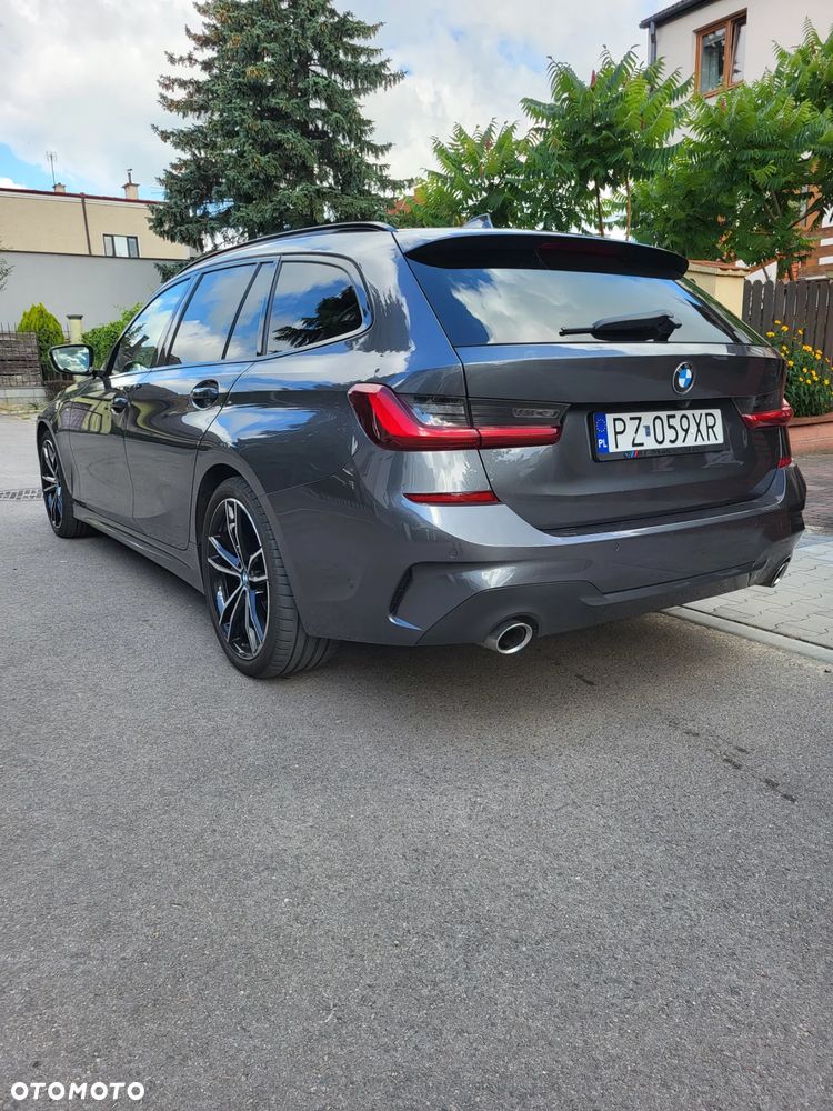BMW Seria 3 320d M Sport - 3