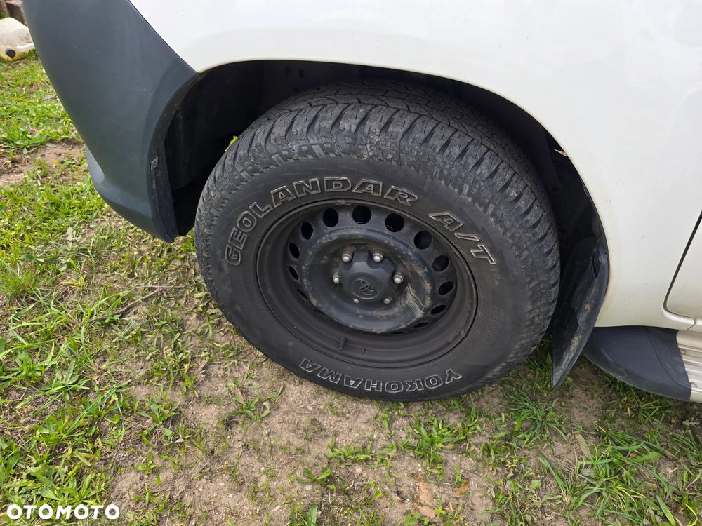 Toyota Hilux - 14