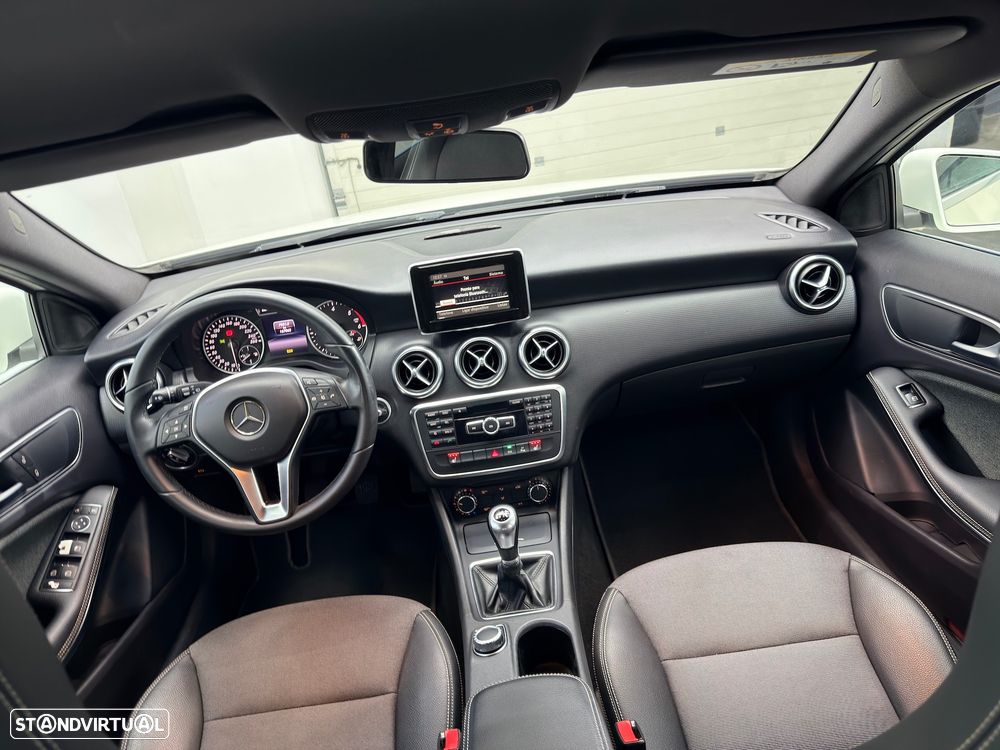Mercedes-Benz A 180 d BlueEFFICIENCY Edition - 24