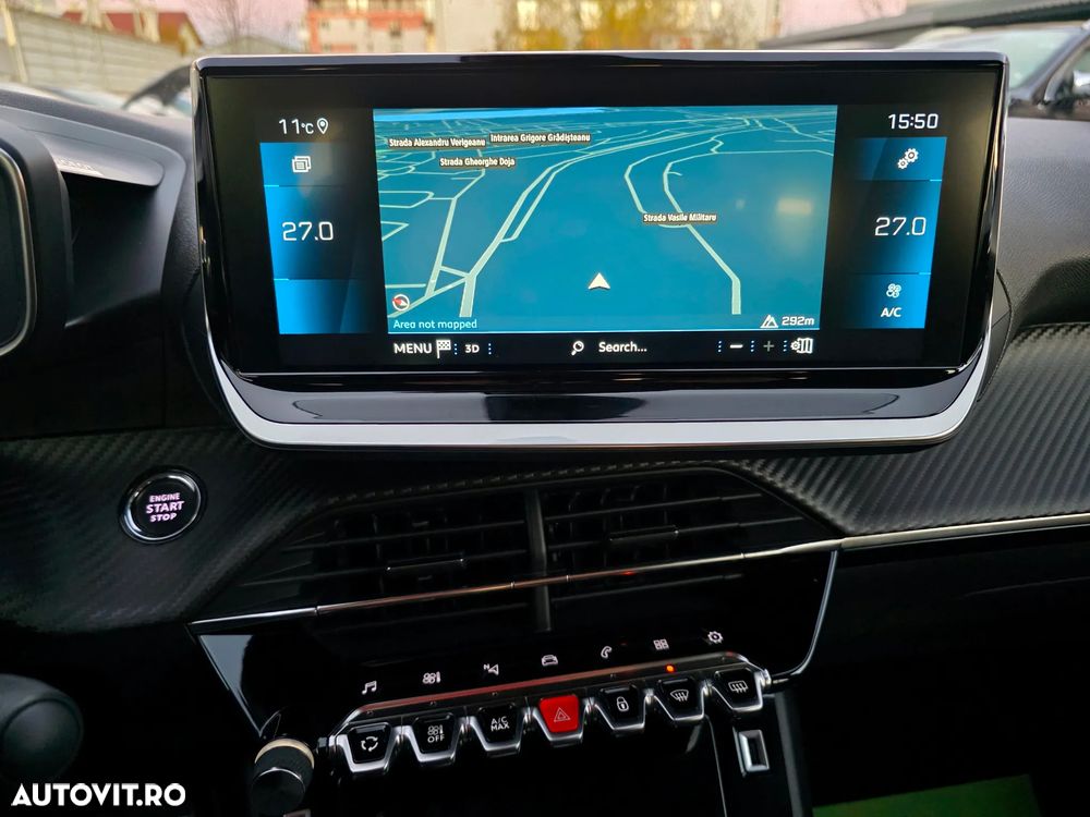 Peugeot 2008 PureTech 130 EAT8 GT Pack - 26