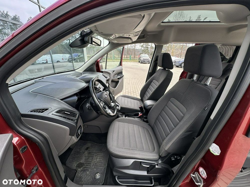 Ford Tourneo Connect - 12