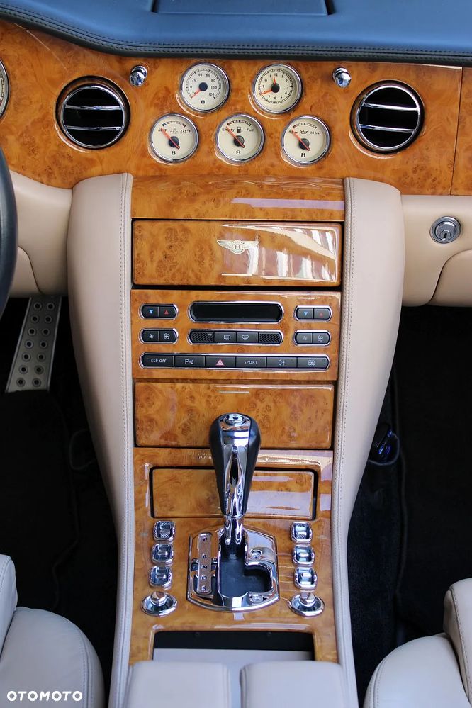 Bentley Azure Standard - 19