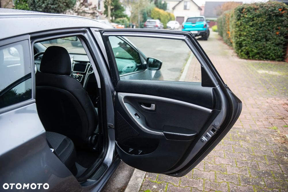 Hyundai i30 1.4 CRDi Premium - 23