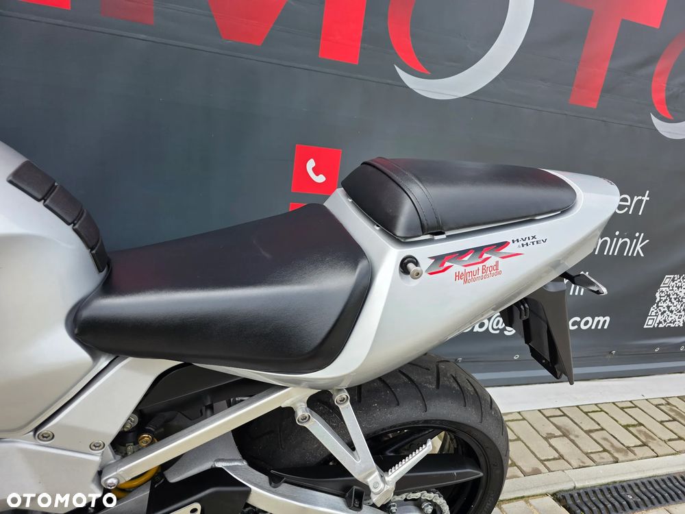 Honda CBR - 8