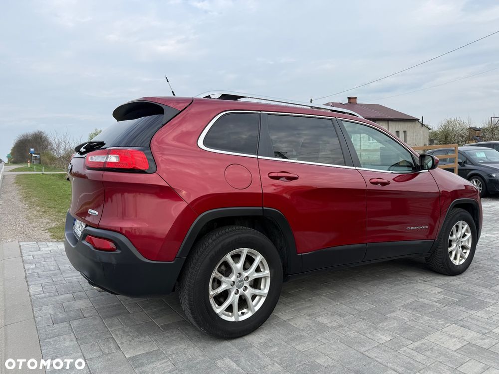 Jeep Cherokee - 23
