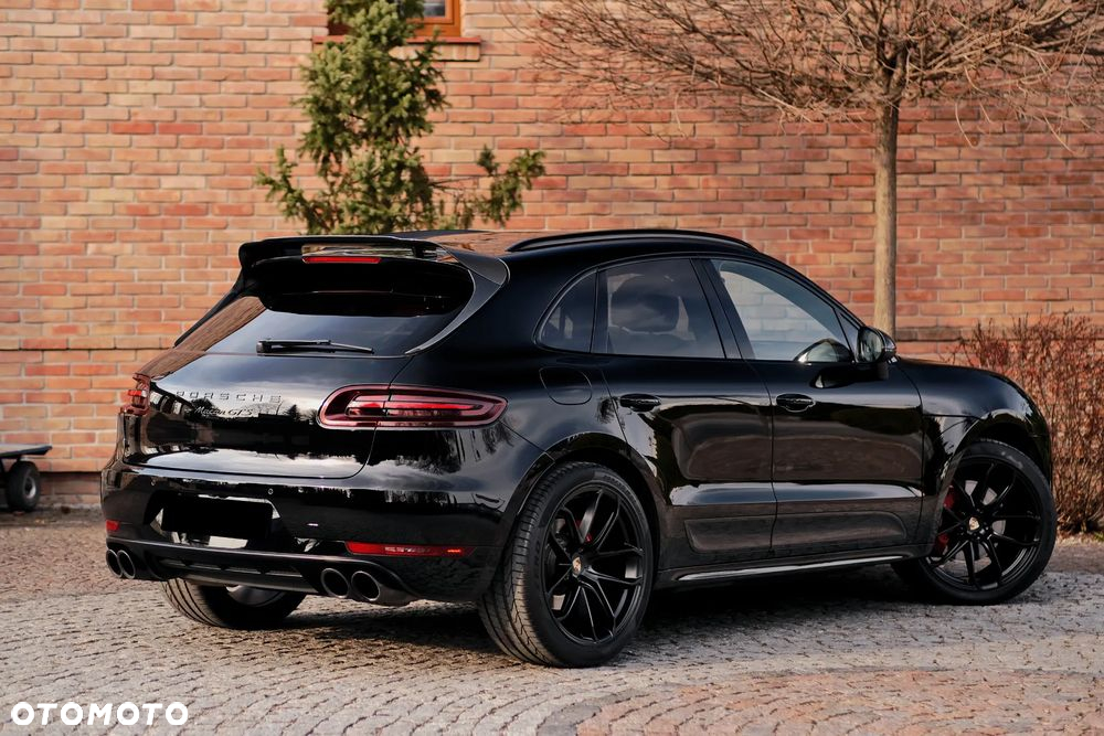 Porsche Macan - 4