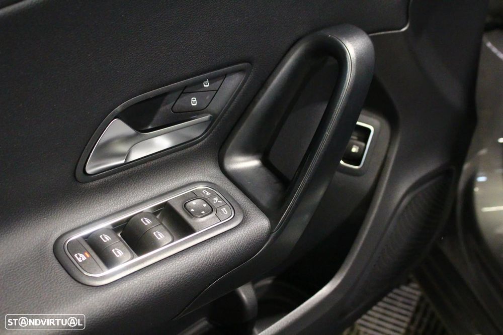 Mercedes-Benz A 250 - 19