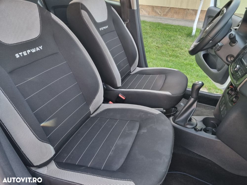 Dacia Sandero 0.9 90CP Stepway - 10