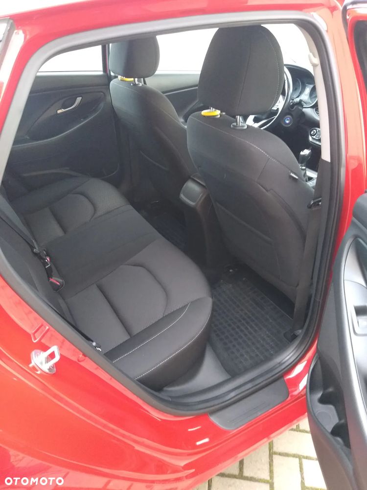 Hyundai i30 - 19