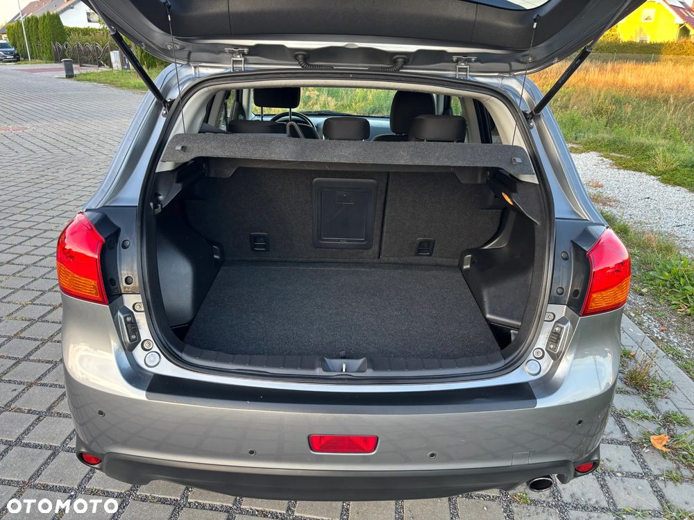 Mitsubishi ASX 1.8 DI-D 2WD Instyle - 16