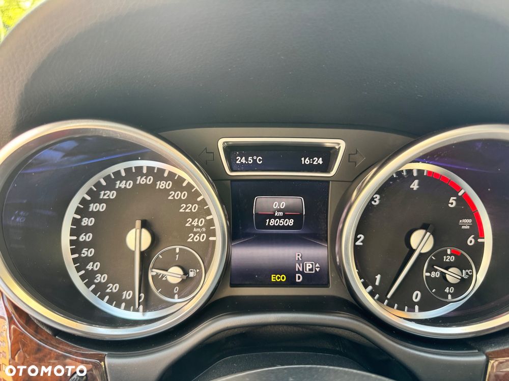 Mercedes-Benz ML 350 BlueTEC 4-Matic - 9