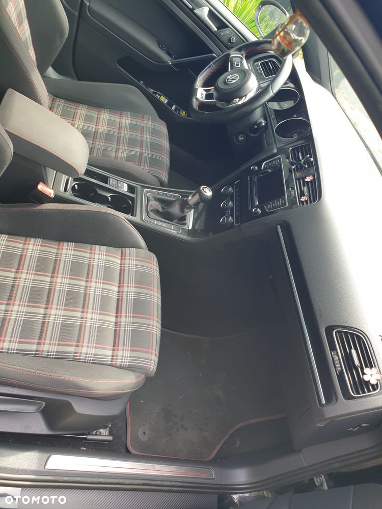 Volkswagen Golf GTI Performance BlueMotion Technology - 10