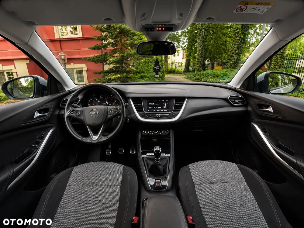 Opel Grandland X 1.2 T GPF Design Line S&S - 13