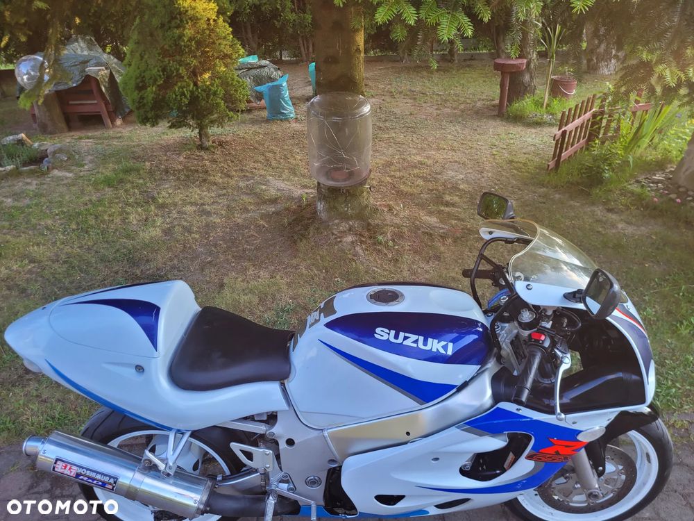 Suzuki GSX-R - 7