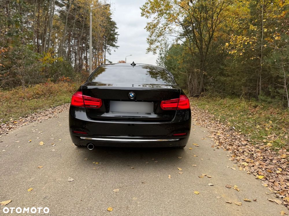 BMW Seria 3 318d Luxury Line - 6