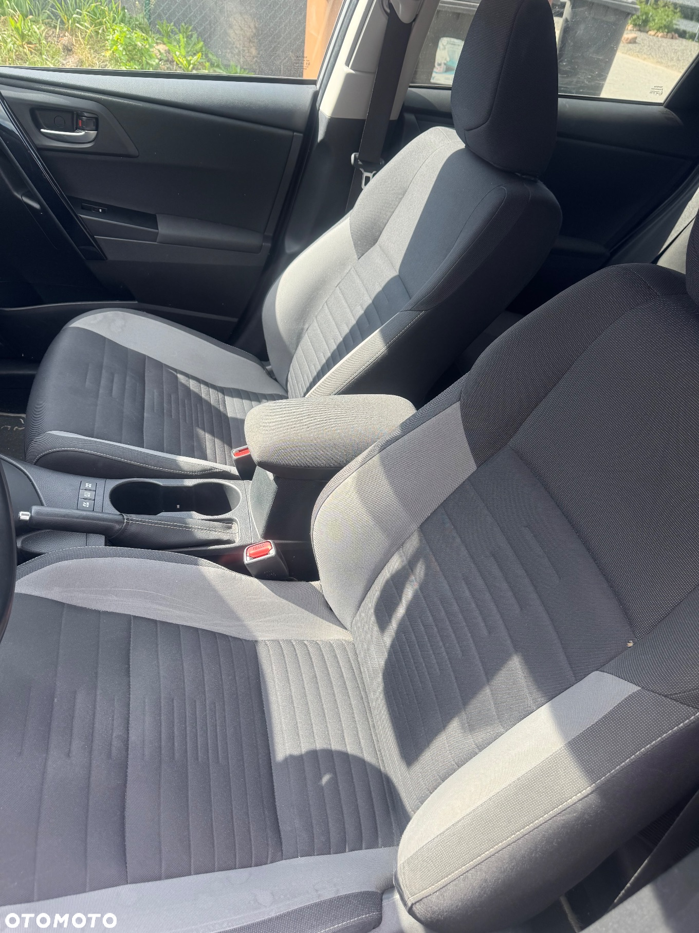 Toyota Auris 1.8 VVT-i Hybrid Automatik Edition - 13