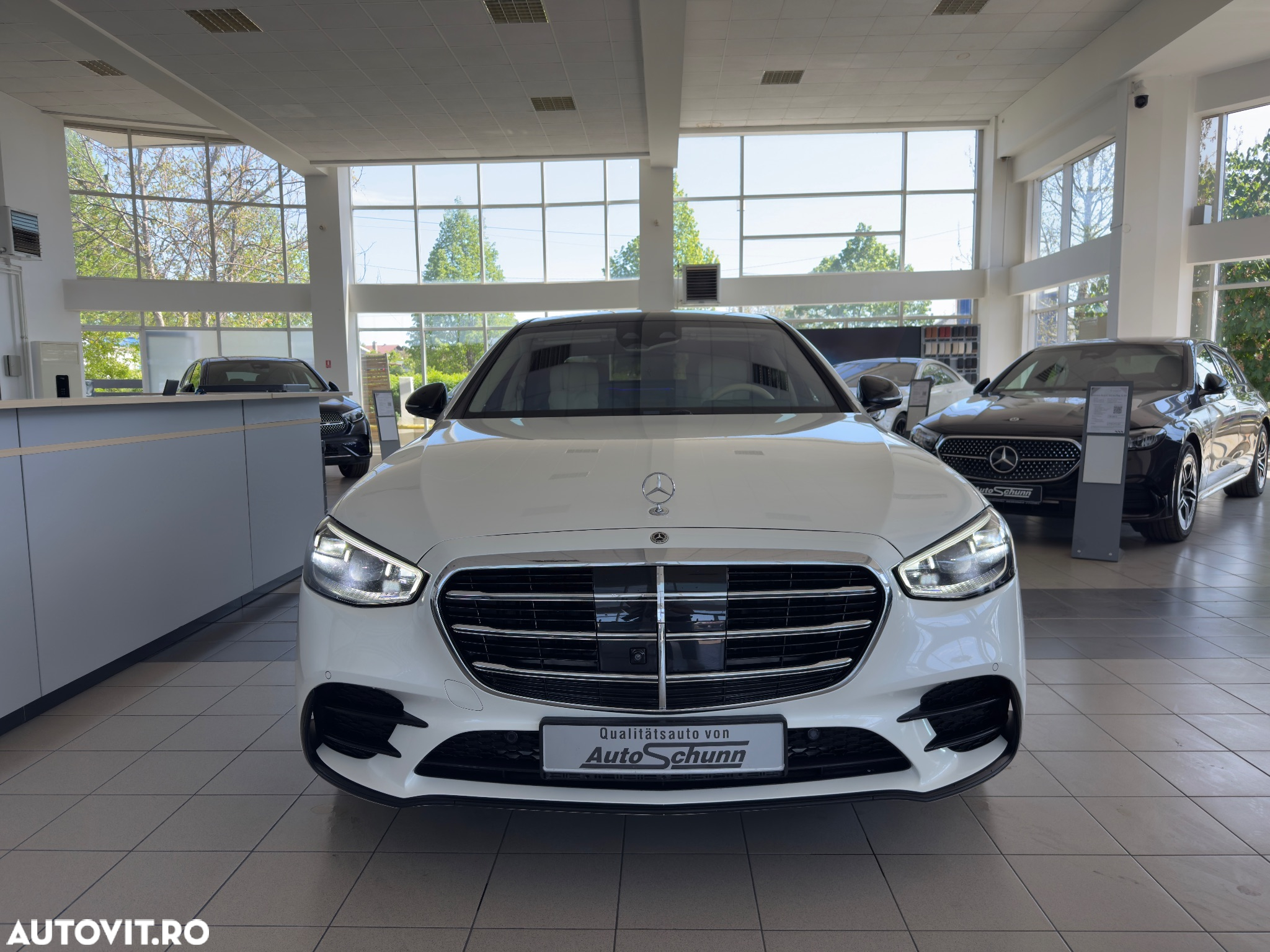 Mercedes-Benz S 500 4MATIC MHEV Long Aut. - 4