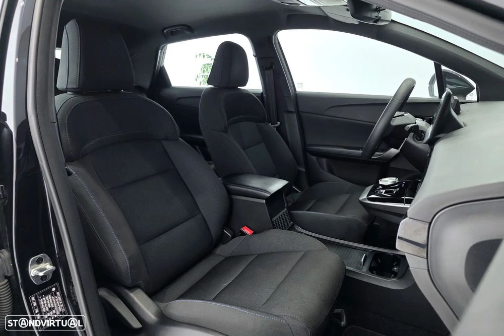 MG MG4 51 kWh Standard - 13