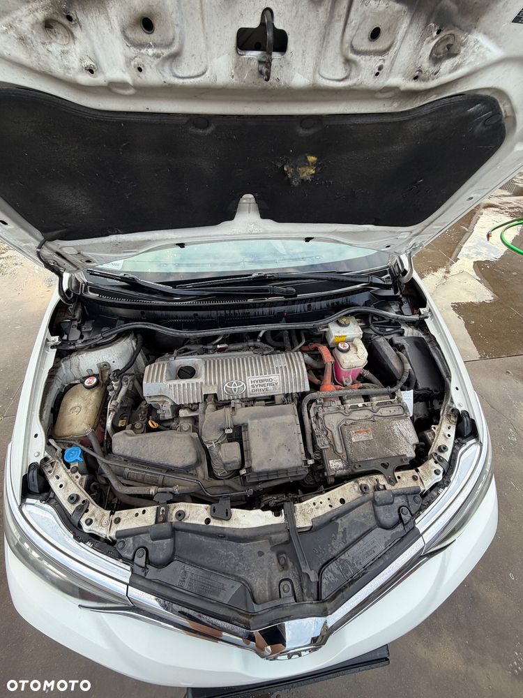 Toyota Auris Hybrid 135 Premium - 9