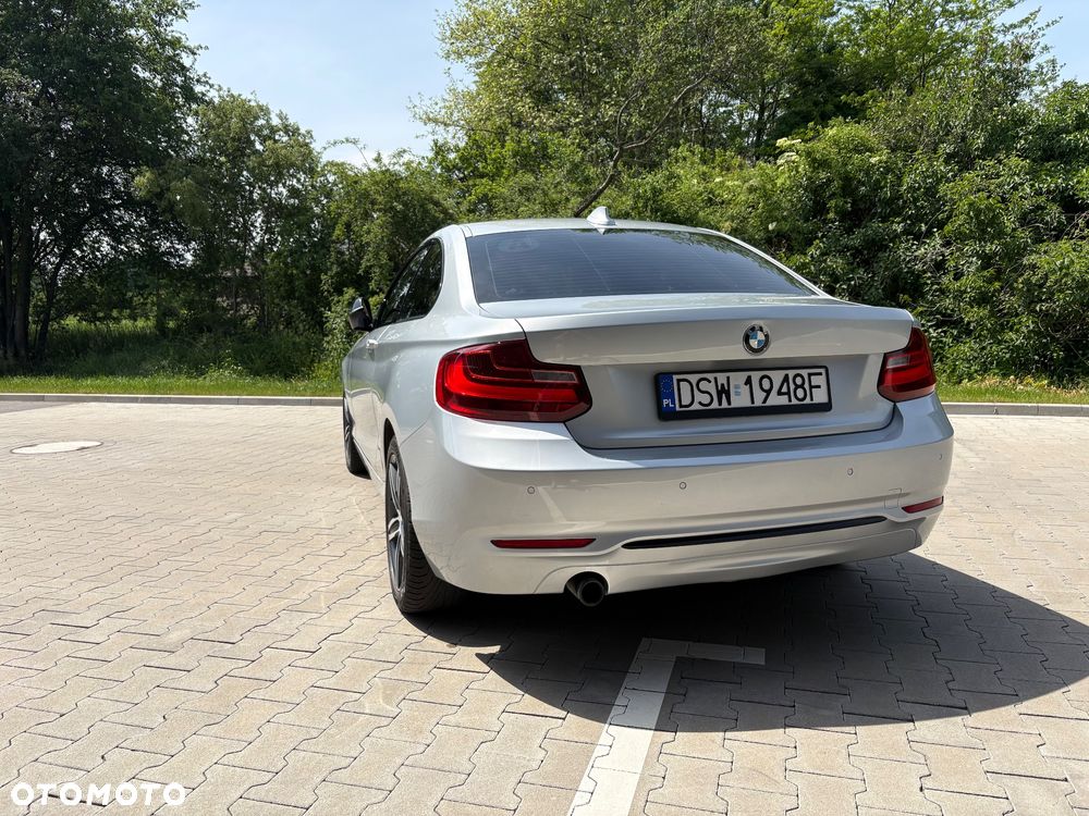 BMW Seria 2 218d Sport Line - 7
