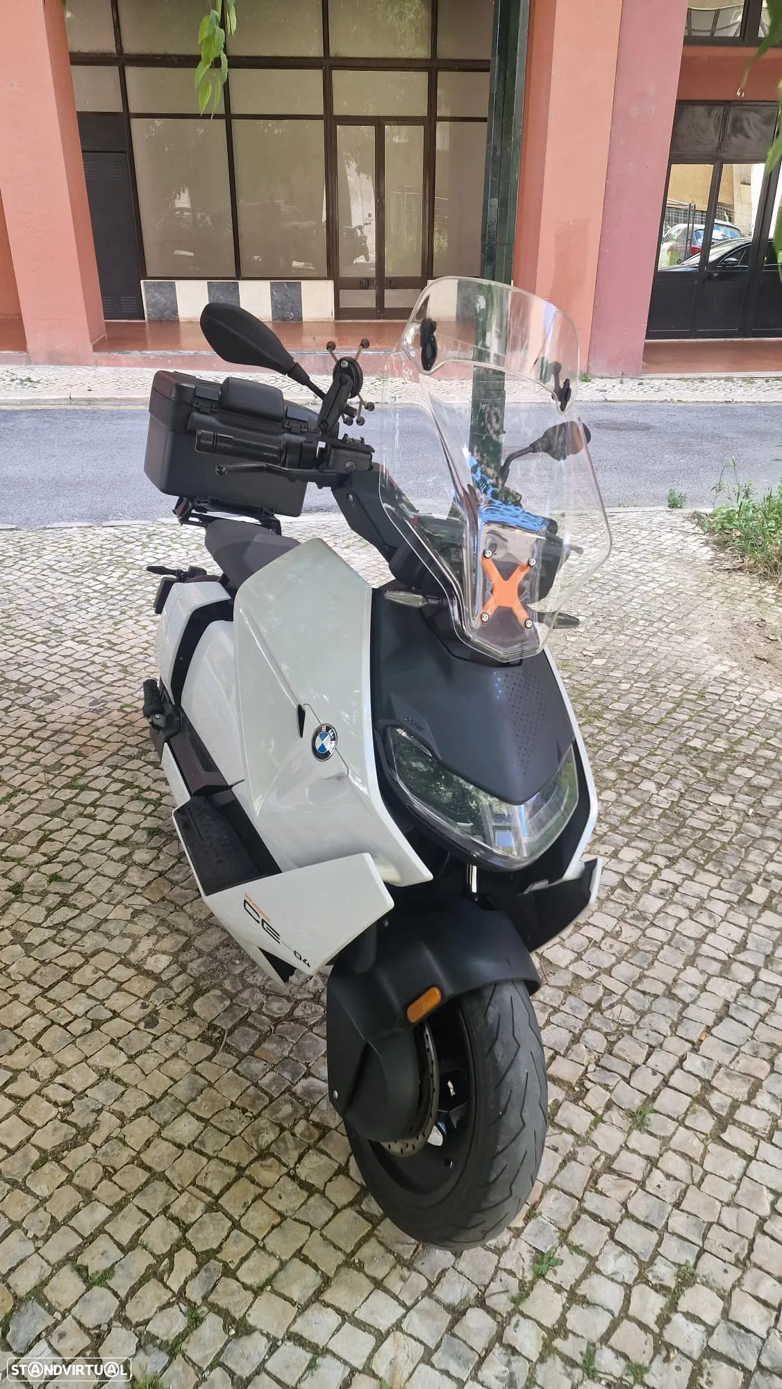 BMW CE 04 - 2