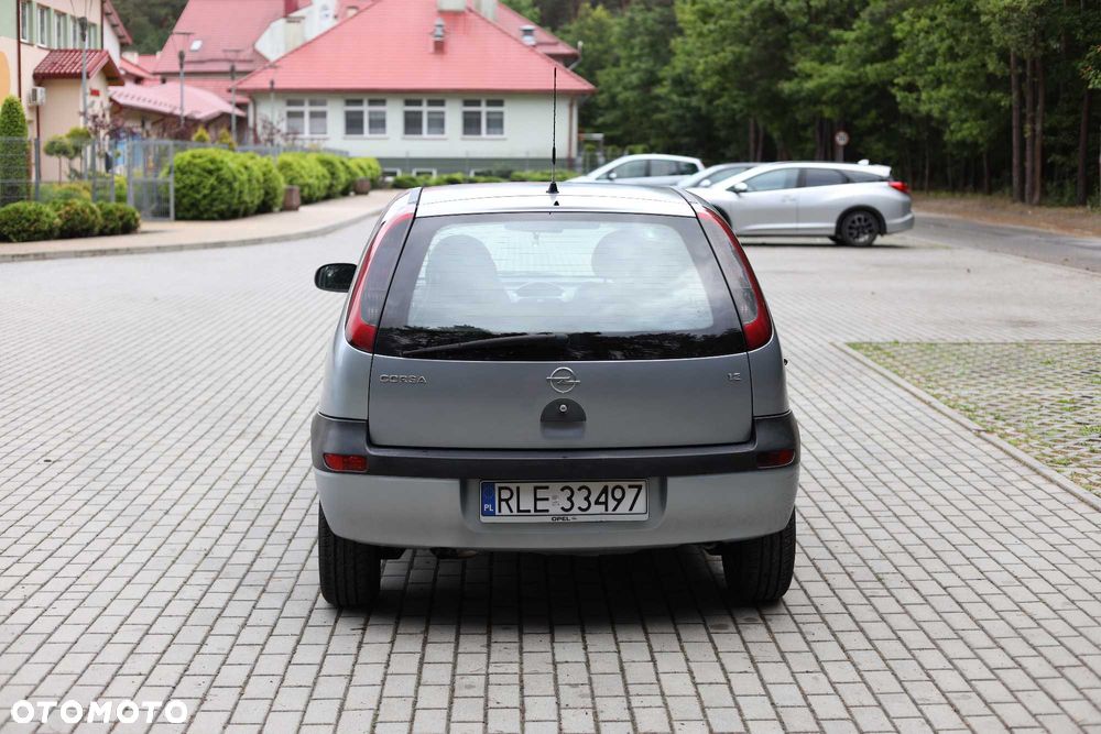 Opel Corsa - 4