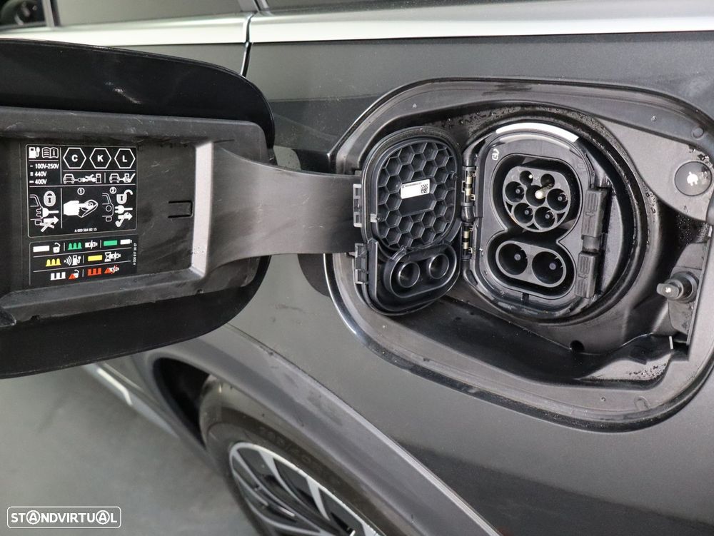 Mercedes-Benz E 300 de 4Matic All-Terrain - 26