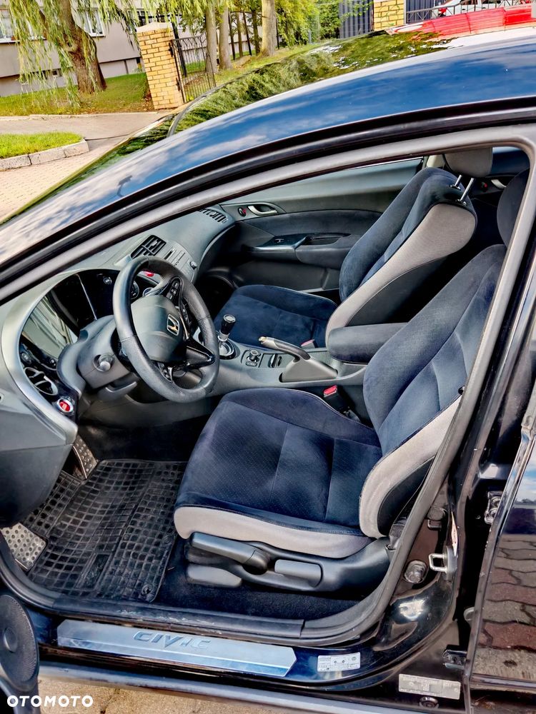 Honda Civic 2005 photo 5