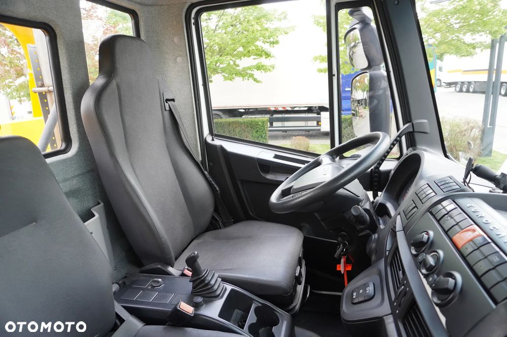 Iveco Eurocargo 160-210 / 75,000 km! / Opuszczana laweta OMARS / Widelec - 30