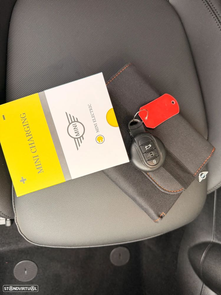 MINI 3 Portas Cooper SE - 43