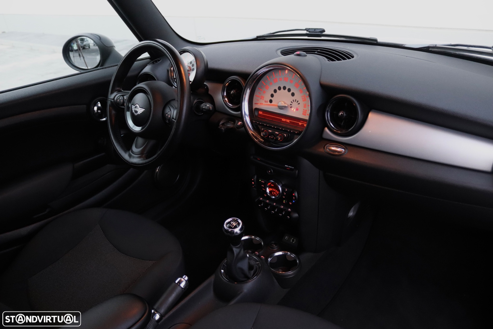 MINI 3 Portas One D - 36