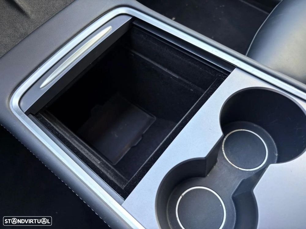 Tesla Model Y Long Range Tração Integral - 51