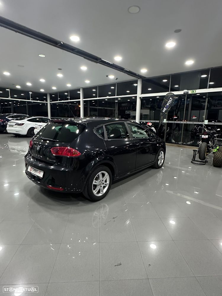 SEAT Leon 1.6 TDI Sport - 4