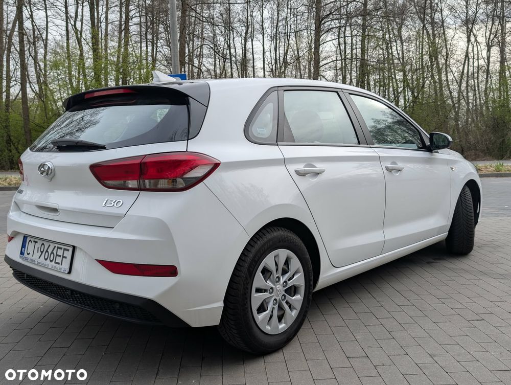 Hyundai i30 1.6 D Classic + - 3